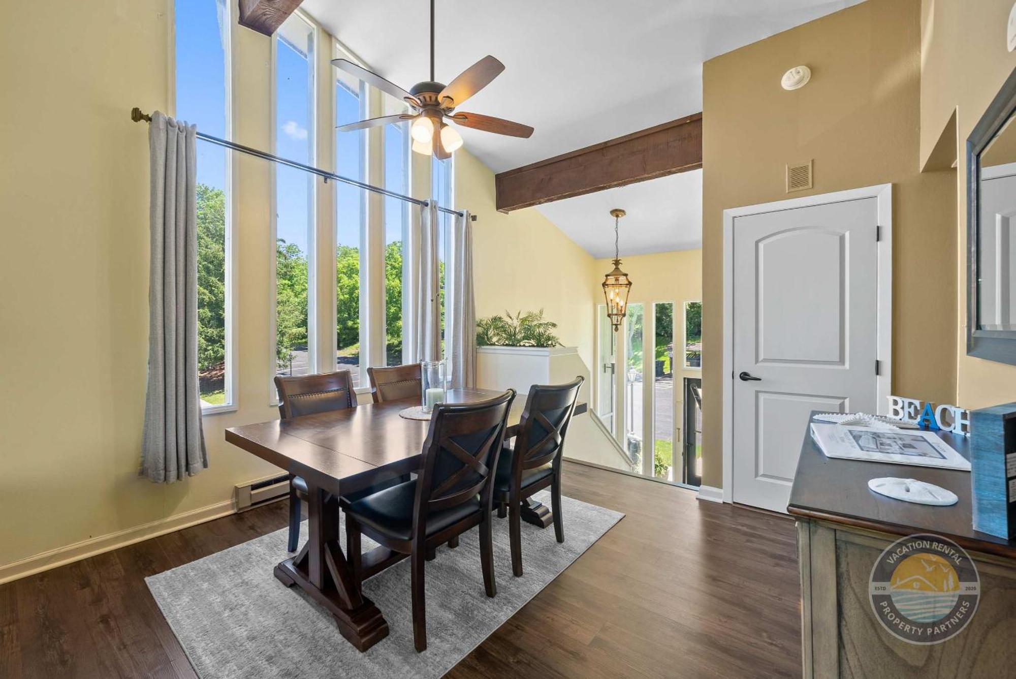 New Lake Como Condo With Lake Views レイク・ジェニーバ エクステリア 写真